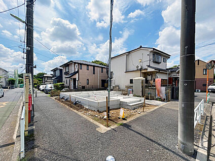 【外観：8月下旬撮影】