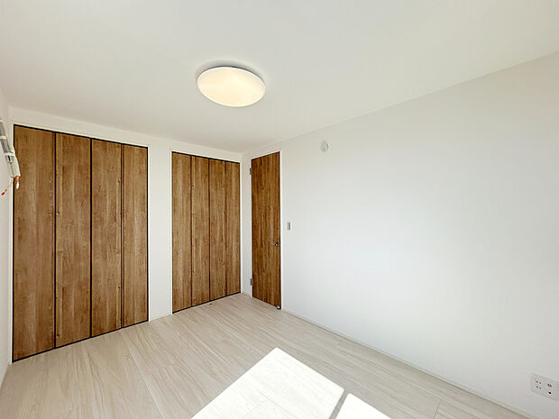【【建物プラン例:Room】】京王線の主要駅として利便性が高い調布駅。商業施設や飲食店が充実し、日々の暮らしを快適に支える都市機能が整った魅力的なエリア。