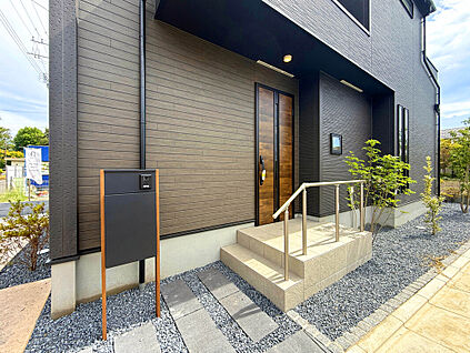 【建物プラン例：Entrance】