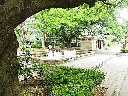 世田谷区立石仏公園 280ｍ(徒歩4分)
