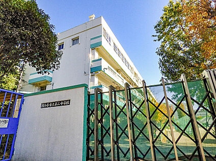 国分寺市立第二中学校 1100m