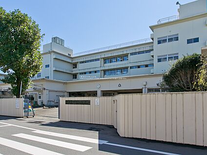 西東京市立田無第二中学校 350m