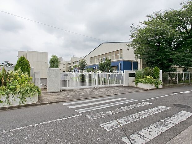 東村山市立東村山第三中学校(約860m)