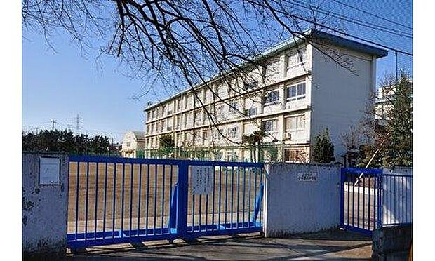 小平市立小平第六中学校(約1,300m)