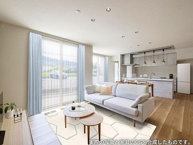 【リビング【27号地】（2024年8月撮影）】ナチュラル×ホワイトの明るく優しい空間。