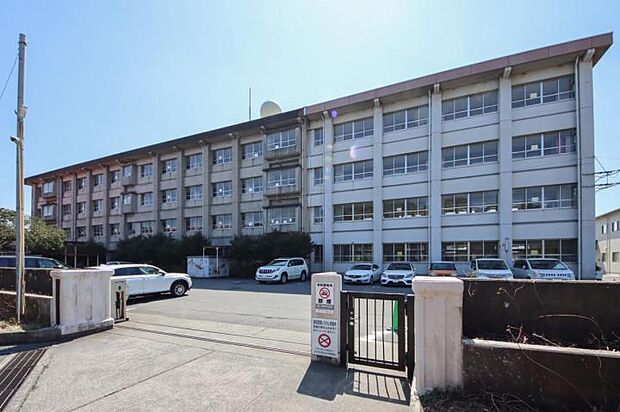 大分市立明治北小学校(約1,360m)