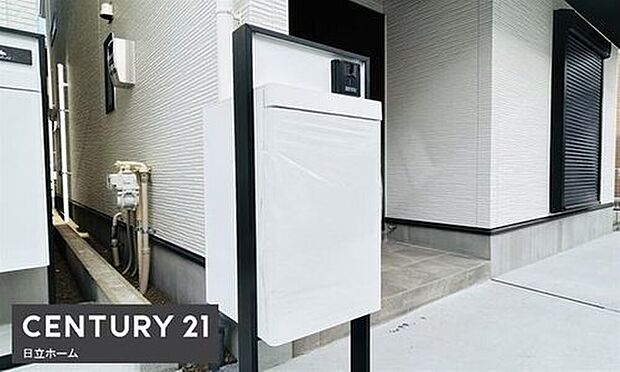 【宅配ボックス施工例】同工務店施工事例【宅配BOX】面倒な再配達とはさよならできる、「宅配BOX付の新居」。小さいことですが、標準装備は嬉しい。
