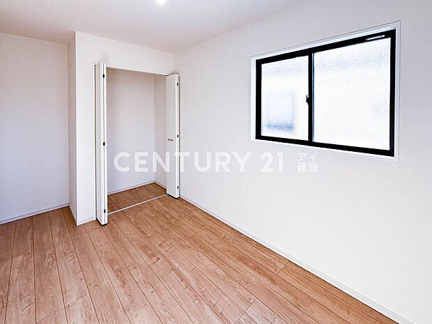 【リビング以外の居室】【Private room】 居室となる空間には毎日しっかりと光が差し込みます。