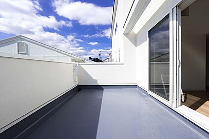 ワイドバルコニー