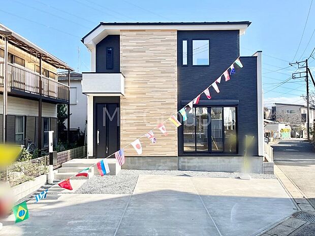 洗練された外観、上質な住空間が広がる室内は永く安心して過ごせる住居です。 