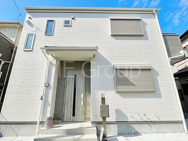 たっぷりの陽光と心地よい風が舞い込む住まい