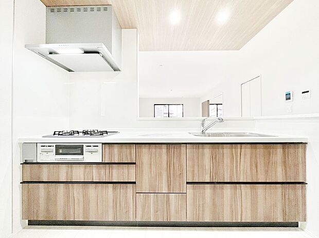 毎日使うキッチンだから、使いやすさ＆お手入れのしやすさにこだわりました。 