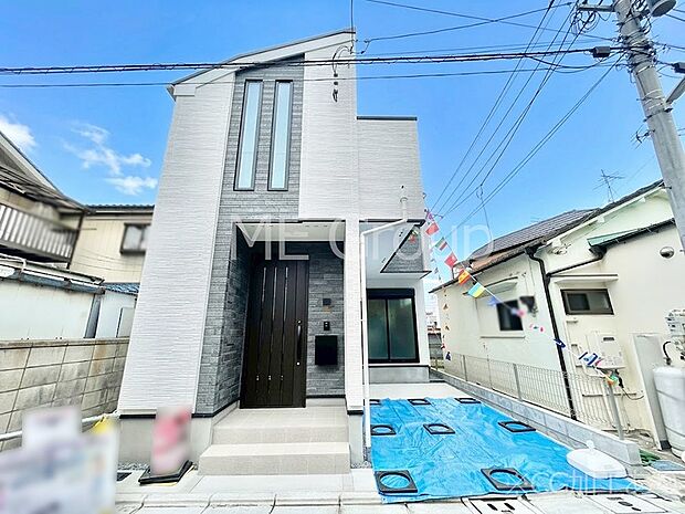 上質感あふれる外観デザイン。魅力の住まいを実現。