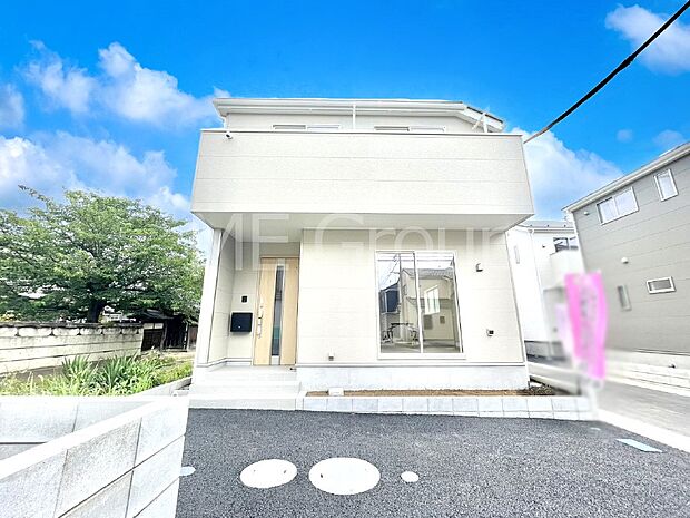 たっぷりの陽光と心地よい風が舞い込む住まい