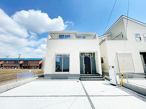 たっぷりの陽光と心地よい風が舞い込む住まい
