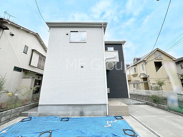 たっぷりの陽光と心地よい風が舞い込む住まい