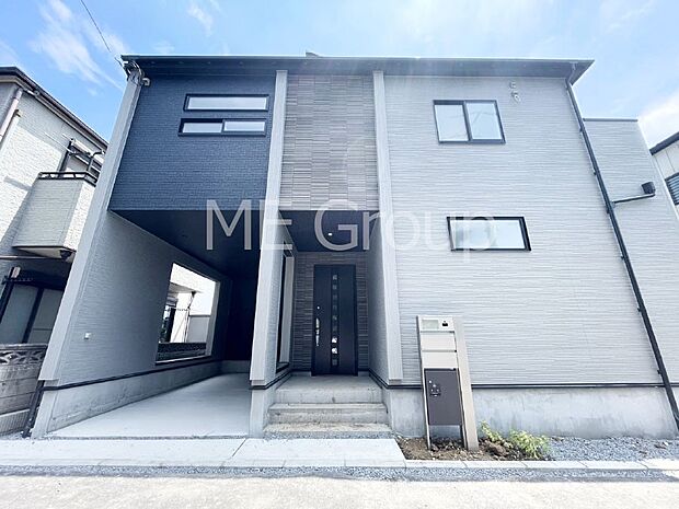 洗練された外観、上質な住空間が広がる室内は永く安心して過ごせる住居です。