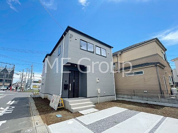 たっぷりの陽光と心地よい風が舞い込む住まい