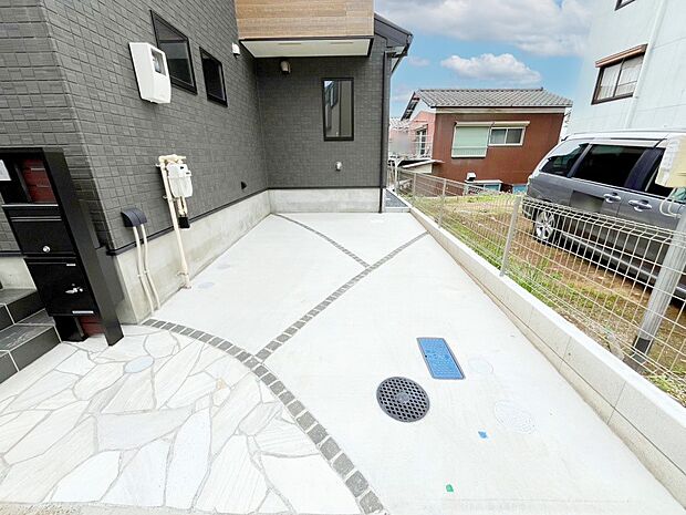 【駐車場】生活に欠かせない駐車スペース。