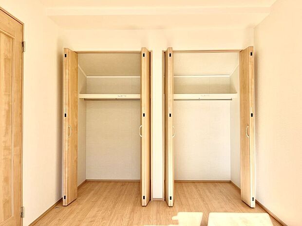 【収納】たっぷりの収納スペースで快適に暮らせそう 
