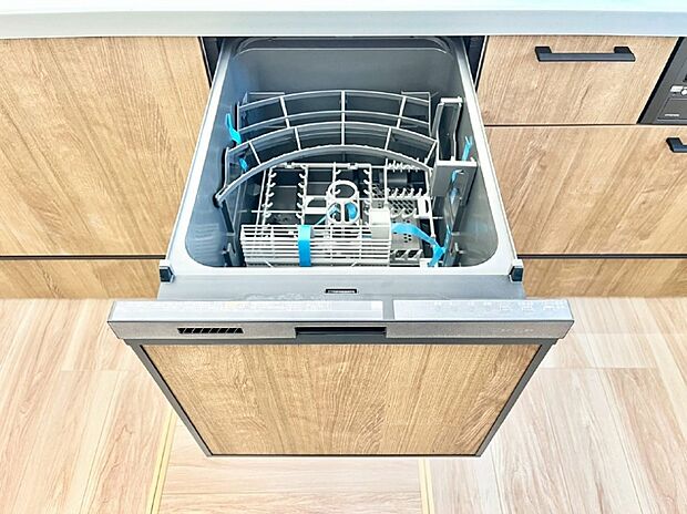 【食洗機】面倒なお片づけは食洗機にお任せ!家事の負担が減って、時間にも気持ちにもゆとりができます。