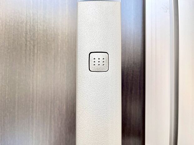 【玄関】ラクラク開錠！スマートコントロールキー。