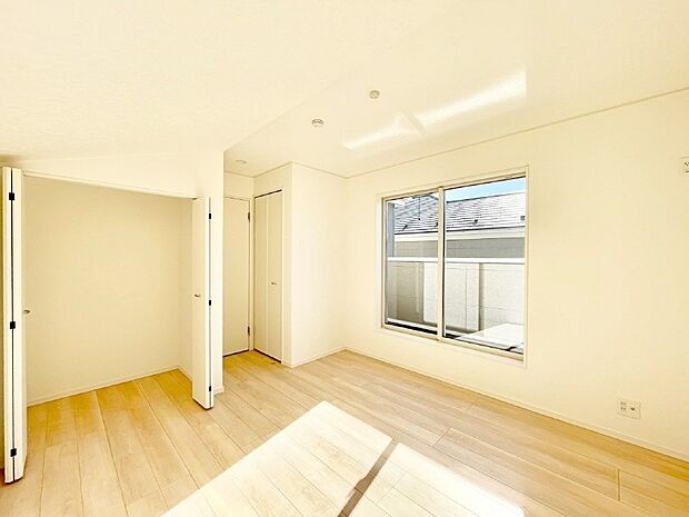 【洋室】自分だけのスペース、どんなお部屋にするかとっても楽しみですね!