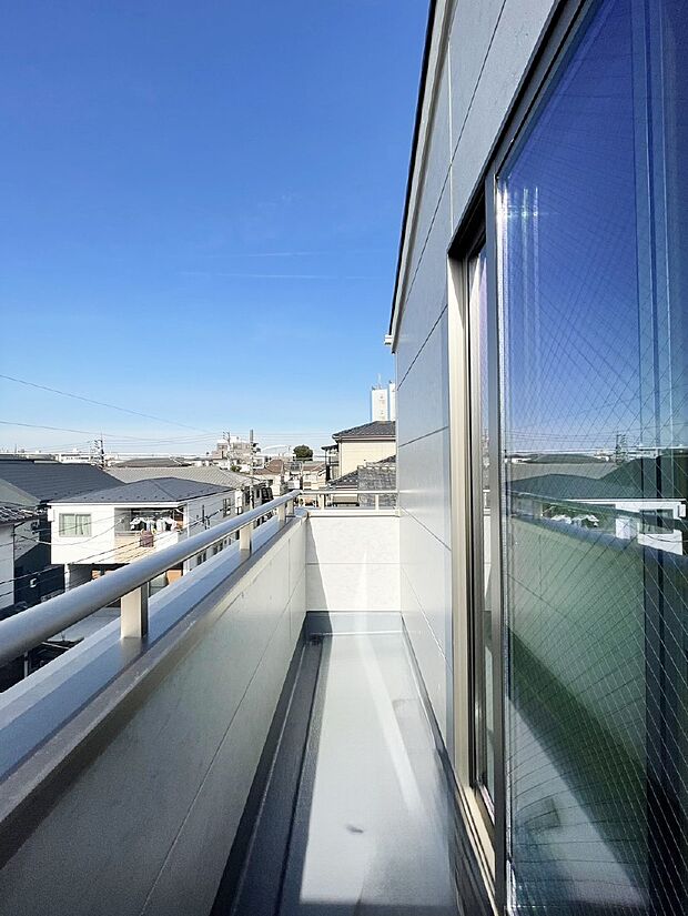 【バルコニー】風通しの良いバルコニーが2ヶ所