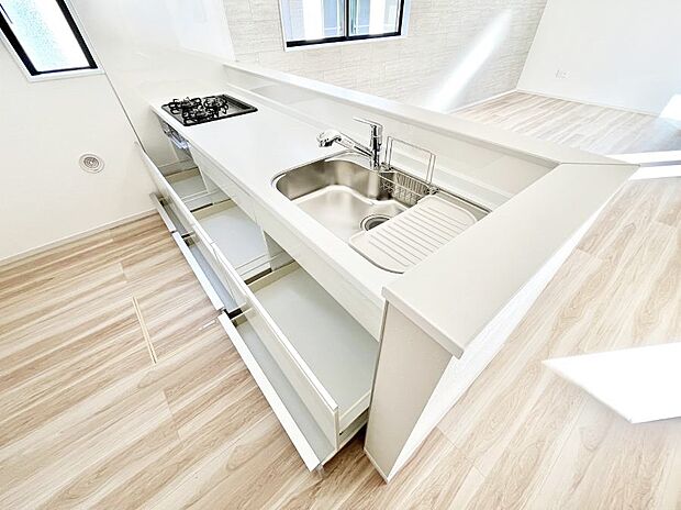 【スライド収納】使いやすさを優先したスライド式収納タイプ！