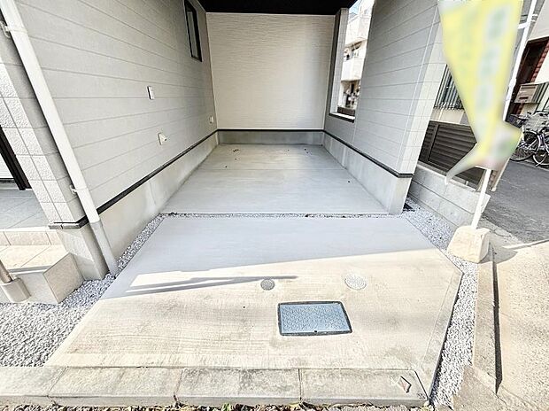 【駐車場】生活に欠かせない駐車スペース。 