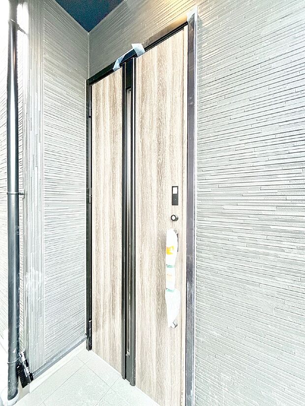 【玄関】シンプルで落ち着いた雰囲気の玄関周り