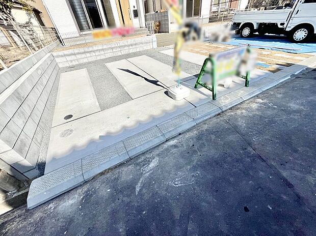 【駐車場】並列２台駐車可能なゆとりのカースペース 