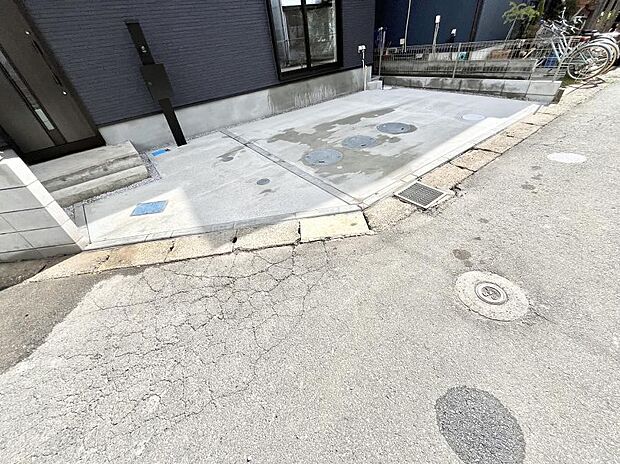 【駐車場】生活に欠かせない駐車スペース。