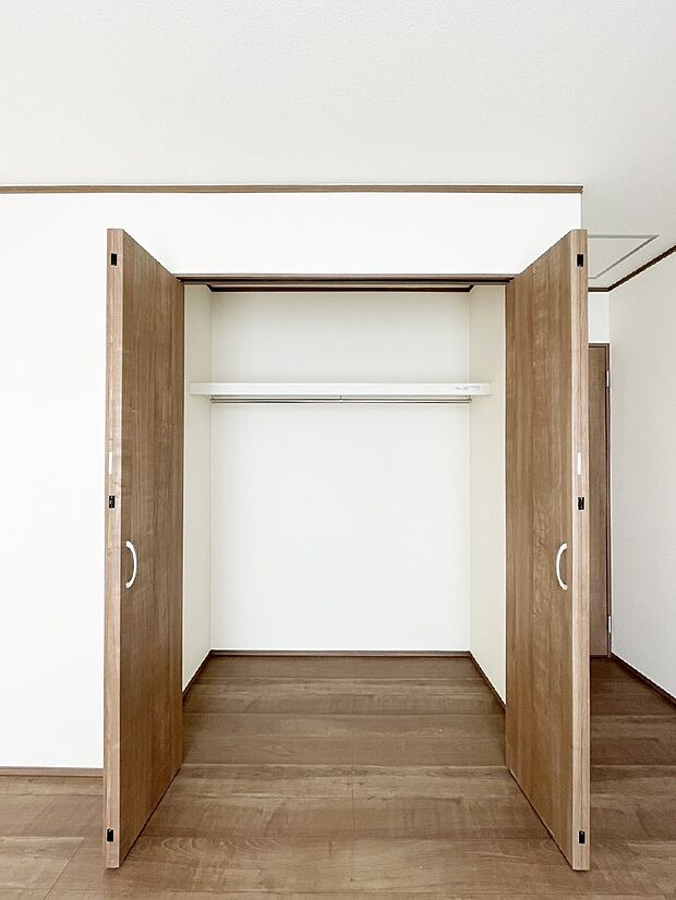 【収納】収納力あるクローゼット