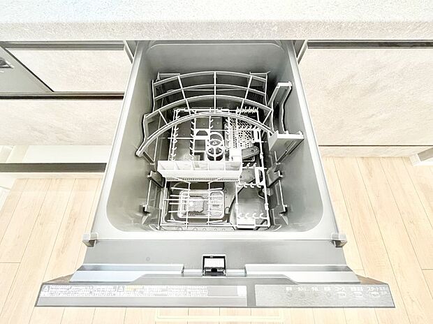 【食洗機】面倒なお片づけは食洗機にお任せ！家事の負担が減って、時間にも気持ちにもゆとりができます。