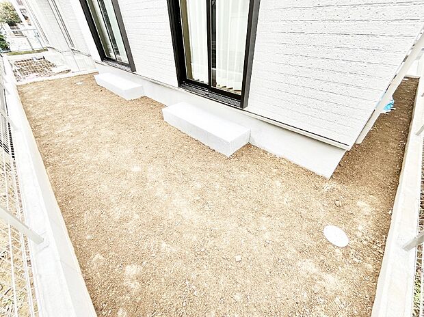 【庭】明るさたっぷりのお庭