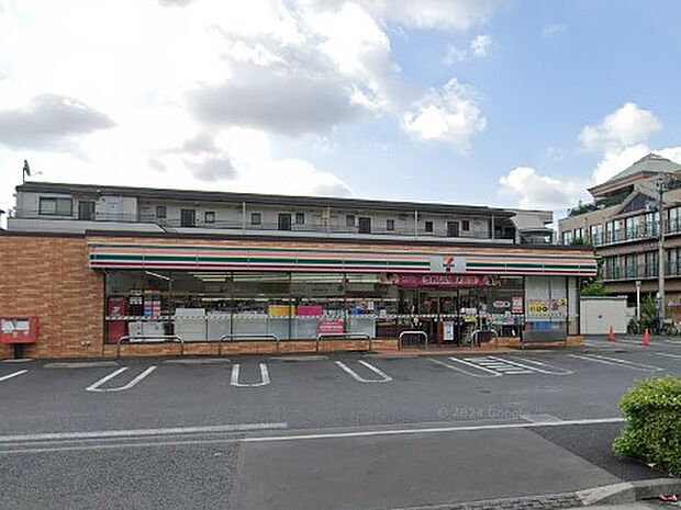 セブン-イレブン 江戸川鹿骨３丁目店（約600m・徒歩8分）