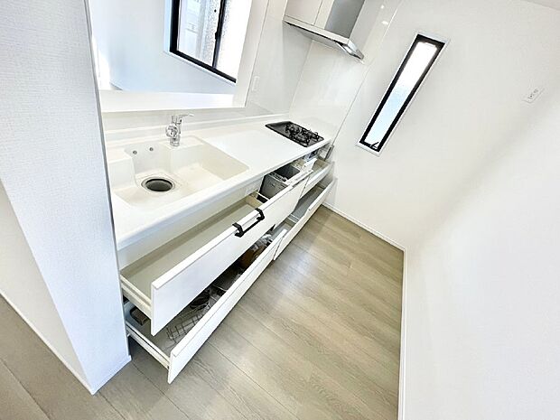 【スライド収納】使いやすさを優先したスライド式収納タイプ！