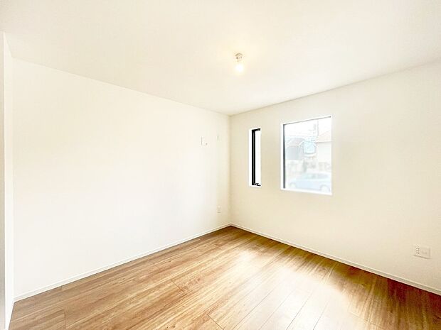 【洋室】爽やかな日差しがお部屋全体を優しく包み込んでくれます