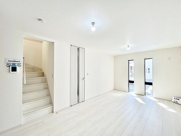 【ダイニング】家族が自然と集まる憩いのスペースになりそう