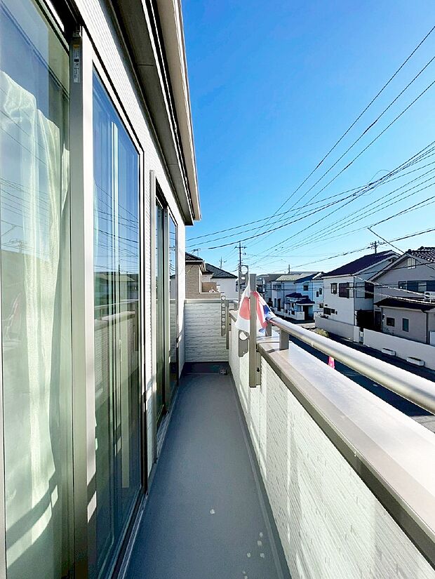 【バルコニー】風通しの良いバルコニー
