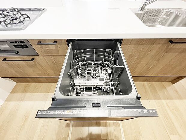 【食洗機】面倒なお片づけは食洗機にお任せ!家事の負担が減って、時間にも気持ちにもゆとりができます。