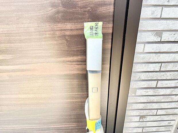 【玄関】ラクラク開錠！スマートコントロールキー。