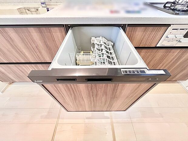 【食洗機】面倒なお片づけは食洗機にお任せ！家事の負担が減って、時間にも気持ちにもゆとりができます。
