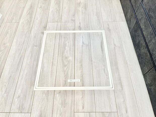 【床下収納】床下収納付き!日用品・非常用品の収納にも大活躍。