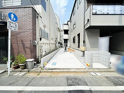 前面道路含む現地写真