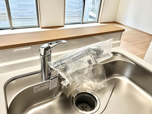 【浄水器】いつでも清潔なおいしいお水を。一つの水栓で水道水と浄水を使い分け。