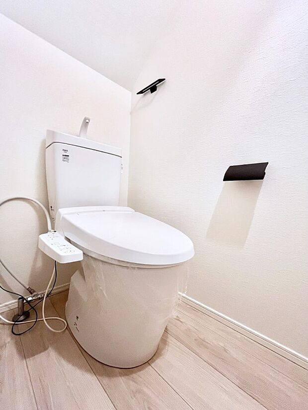 【トイレ】トイレは安心の2箇所!朝のバタバタも一安心です。