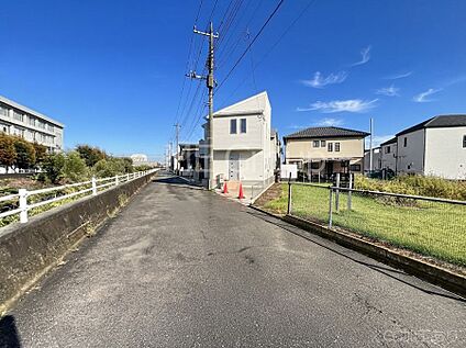 前面道路含む現地写真