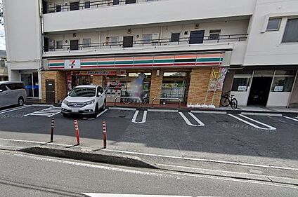 セブン-イレブン 東菅野店 800m(10分)